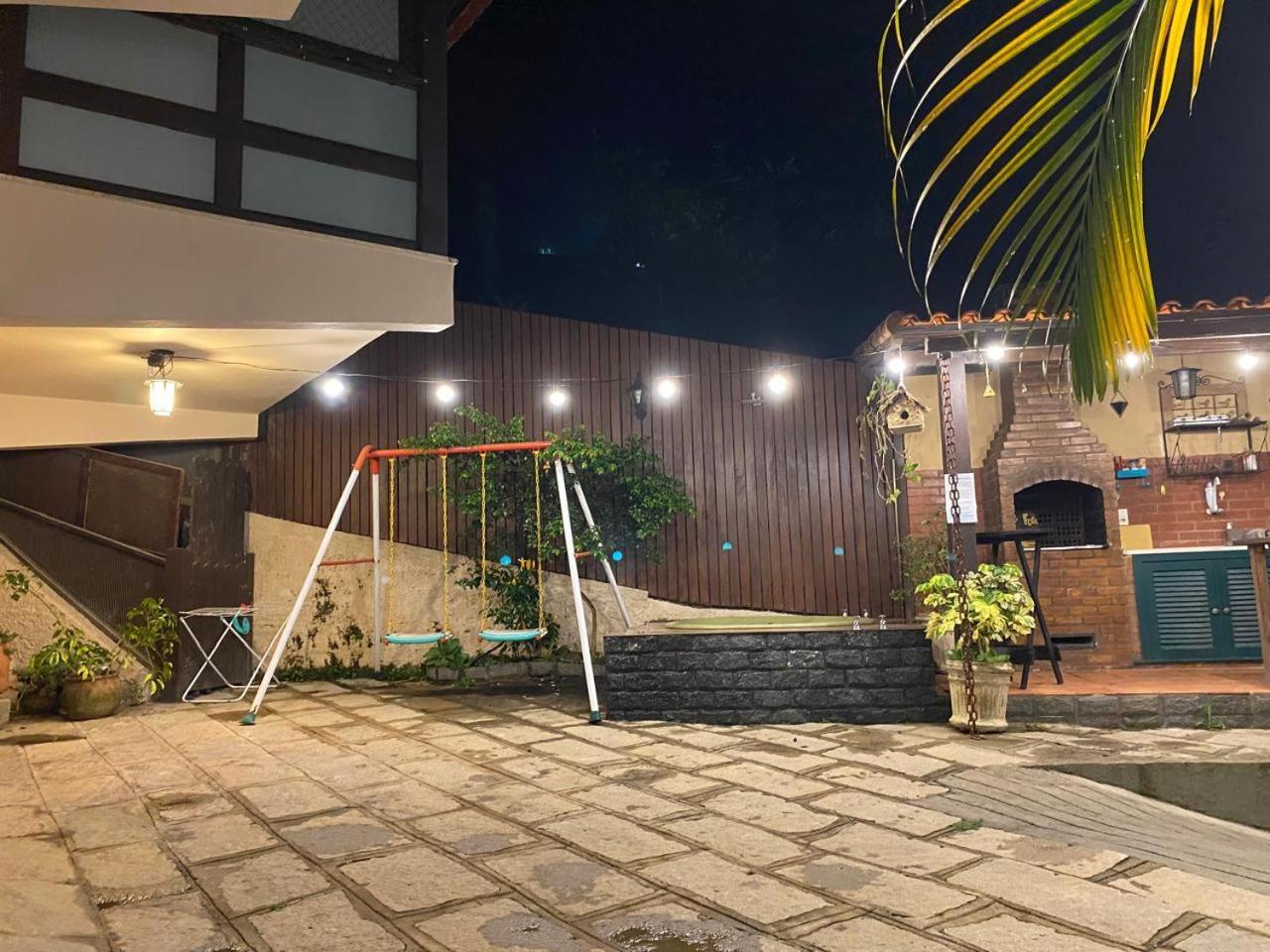 Aconchego De Itaipava - Casa De 3 Quartos, Equipada, Area Kids, Jacuzzi, Pet Friendly, Churrasqueira, Em Meio A Natureza E Proximo Ao Centro Do Bairro Петрополис Экстерьер фото